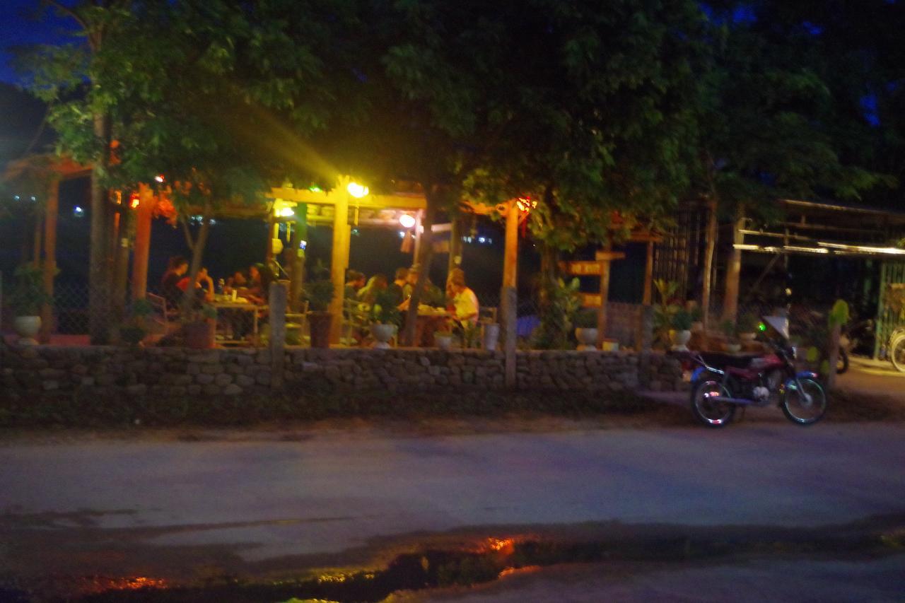Phong Nha Village House Exteriör bild